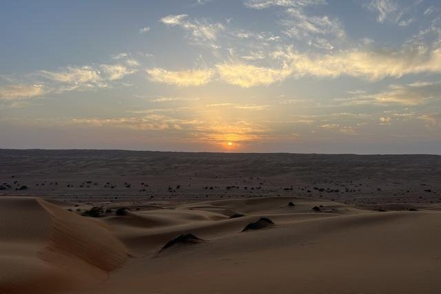 من الساحل إلى الصحراء (يومان)