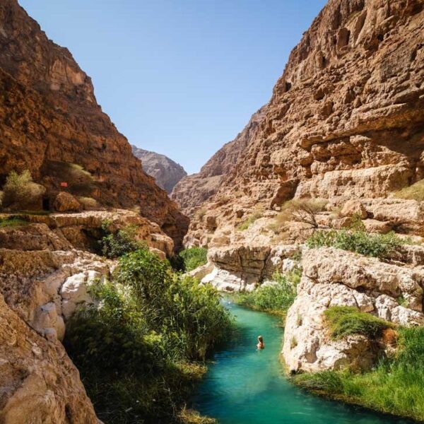 Wadi Shab Escape – Hike, Swim & Natural Beauty