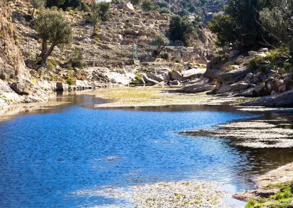 Nizwa & Jebel Akhdar Small Group Tour – Culture & Mountain Escape